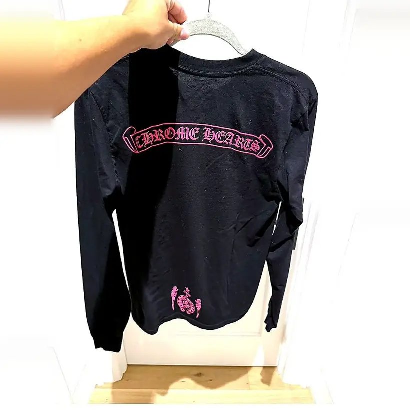 Chrome Hearts 'Pink Skull & Dagger' Long Sleeve — Black