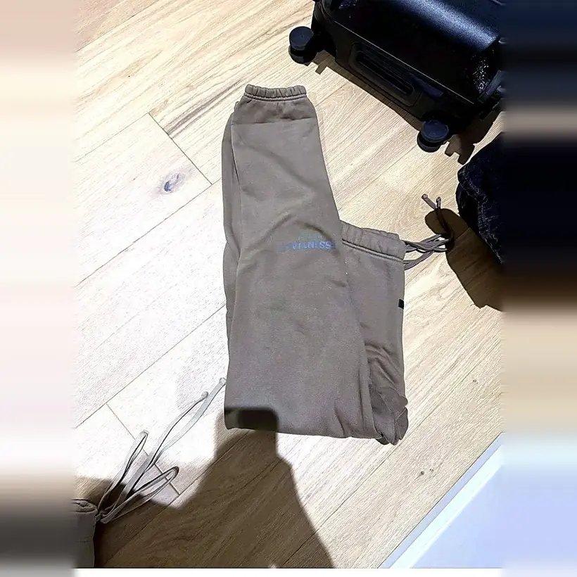 Fear of God Essentials Sweatpants — Brown