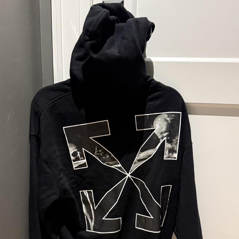 Off-White™ Arrows Hoodie — Black